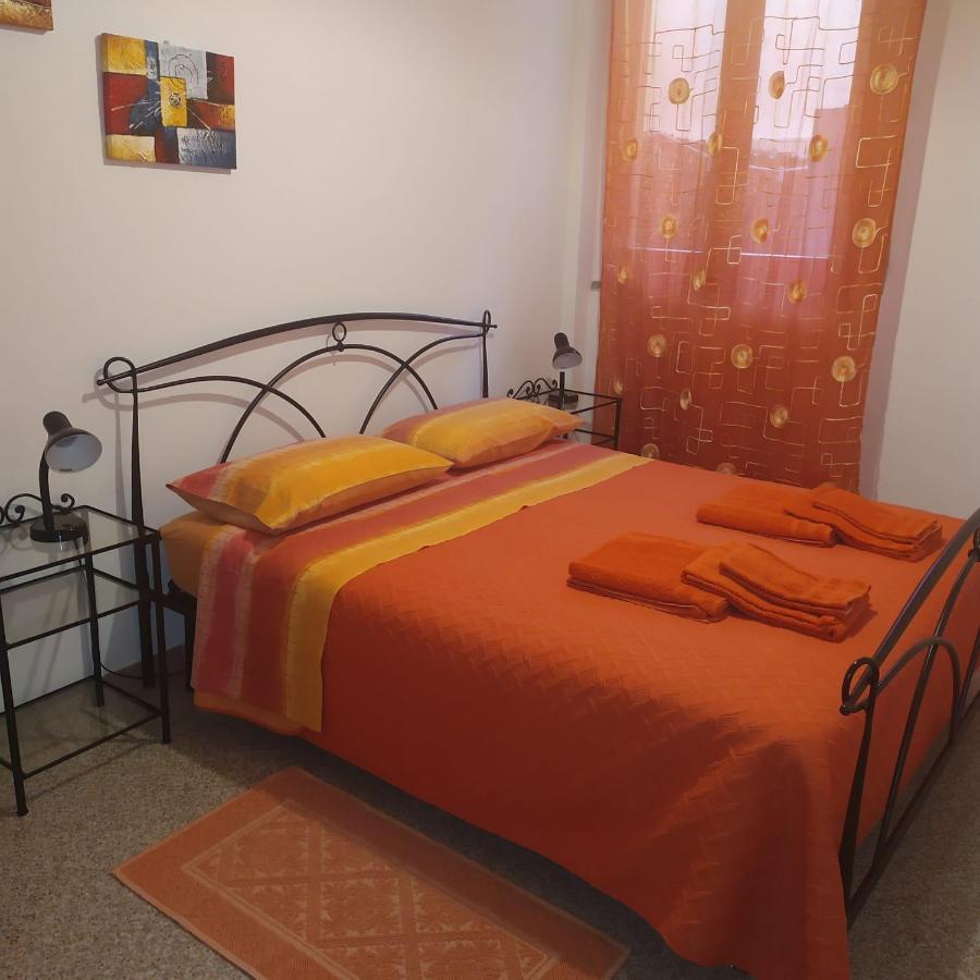 Appartamento A 50 Mt Dal Mare Cala Gonone Exterior photo