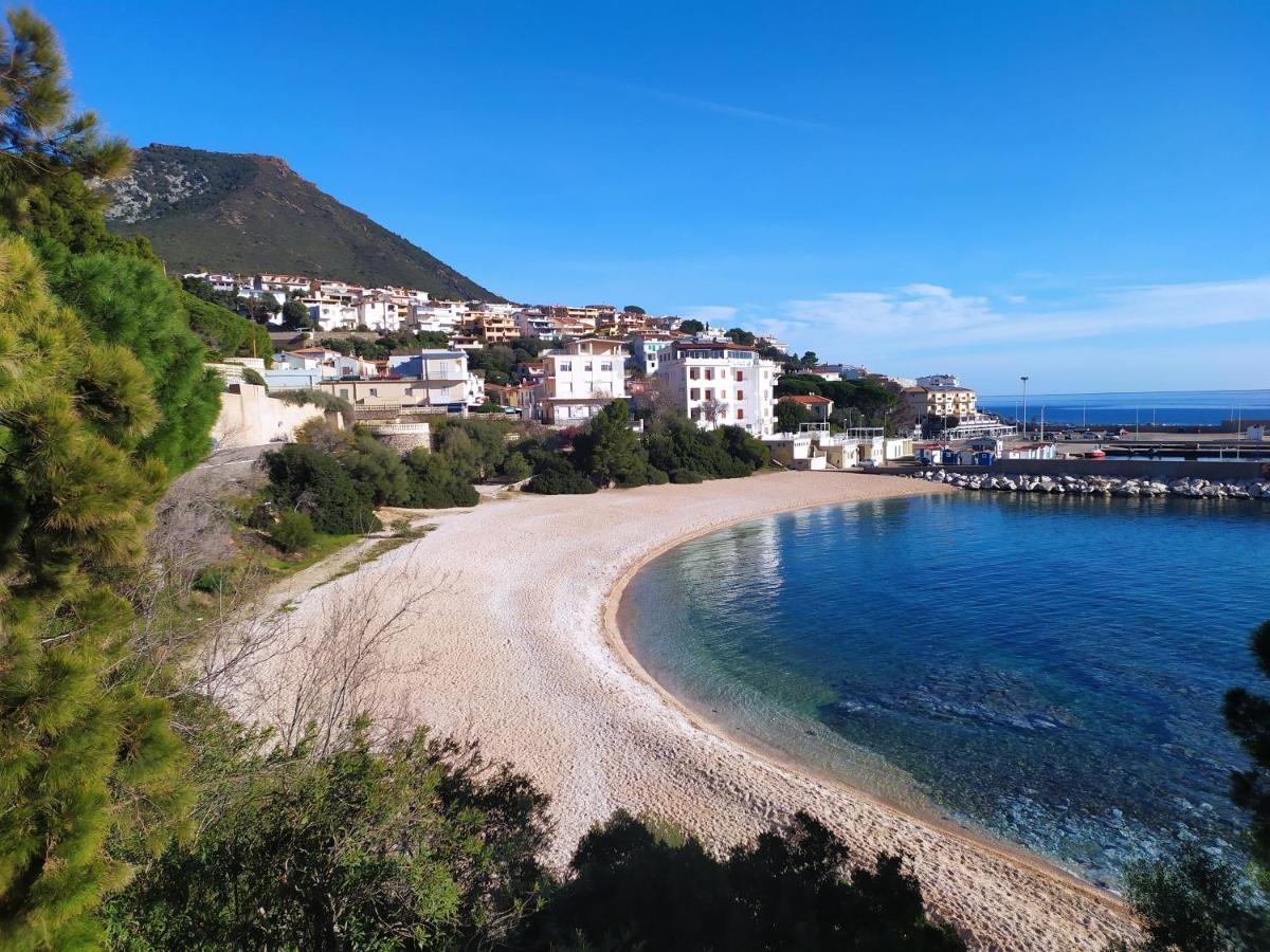 Appartamento A 50 Mt Dal Mare Cala Gonone Exterior photo
